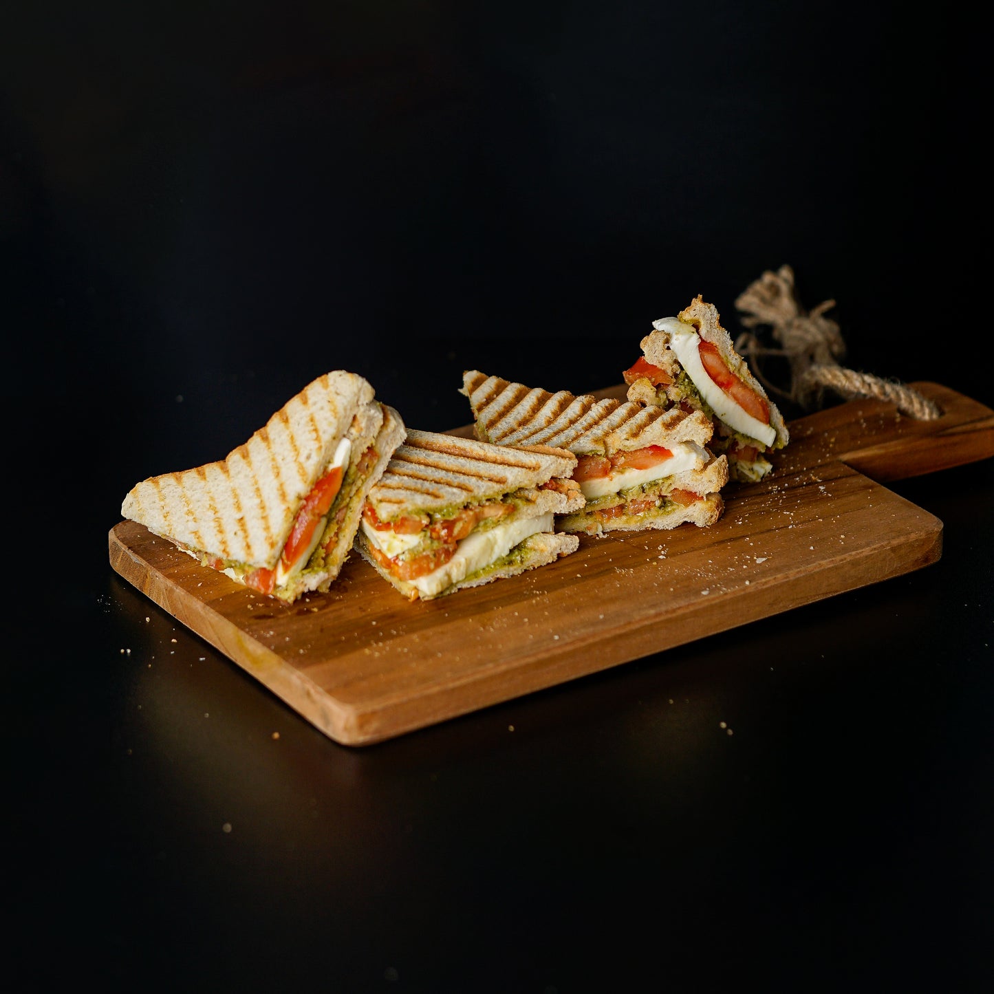 Pesto Bliss Caprese Club